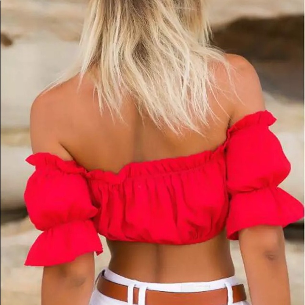 Stunning Sexy Crop Top 🔥 - Picture 4 of 6